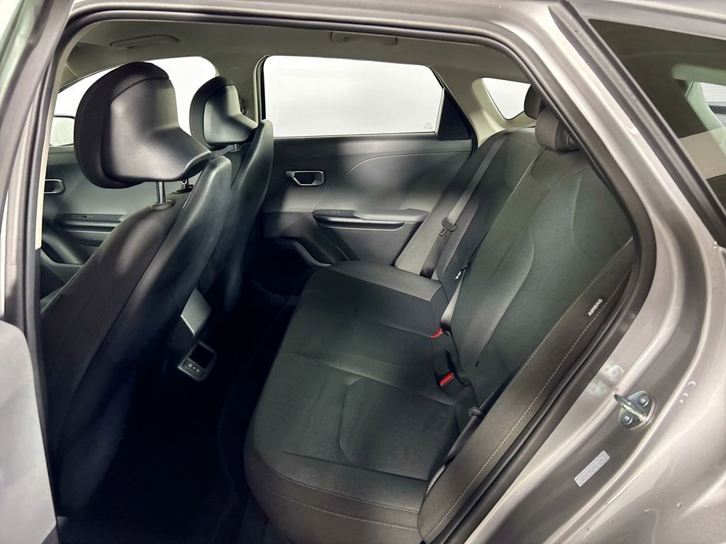 New 2025 Kia K4 LXS image 19