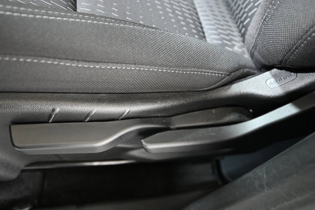 Used 2025 Chevrolet Equinox LT image 22