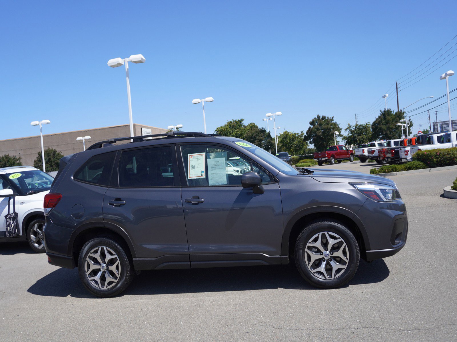 Used 2021 Subaru Forester Premium AWD/4WD image 4