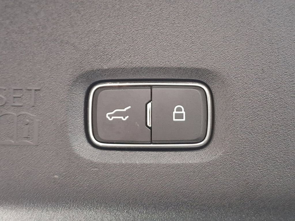 Used 2025 Ford Expedition Max Active RWD image 29