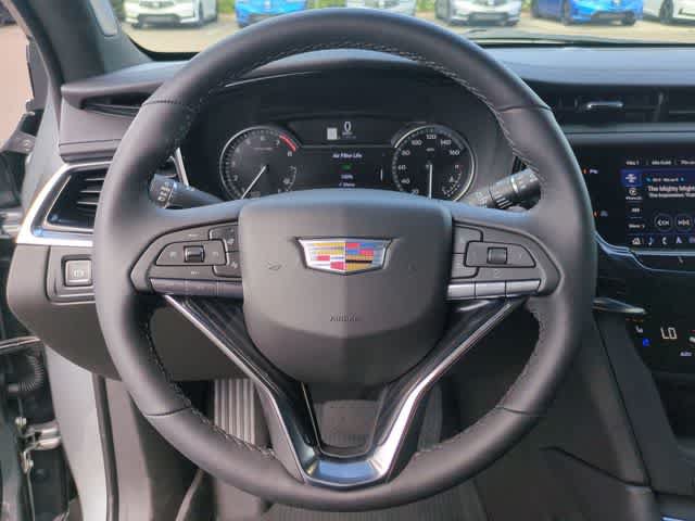 Used 2025 Cadillac XT6 Premium Luxury w/ LPO, Floor Liner Package FWD image 25