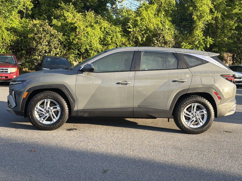Used 2026 Hyundai Tucson SE FWD image 6