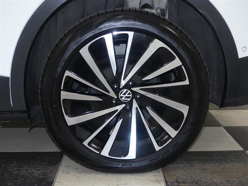 Used 2024 Volkswagen ID.4 Pro image 34