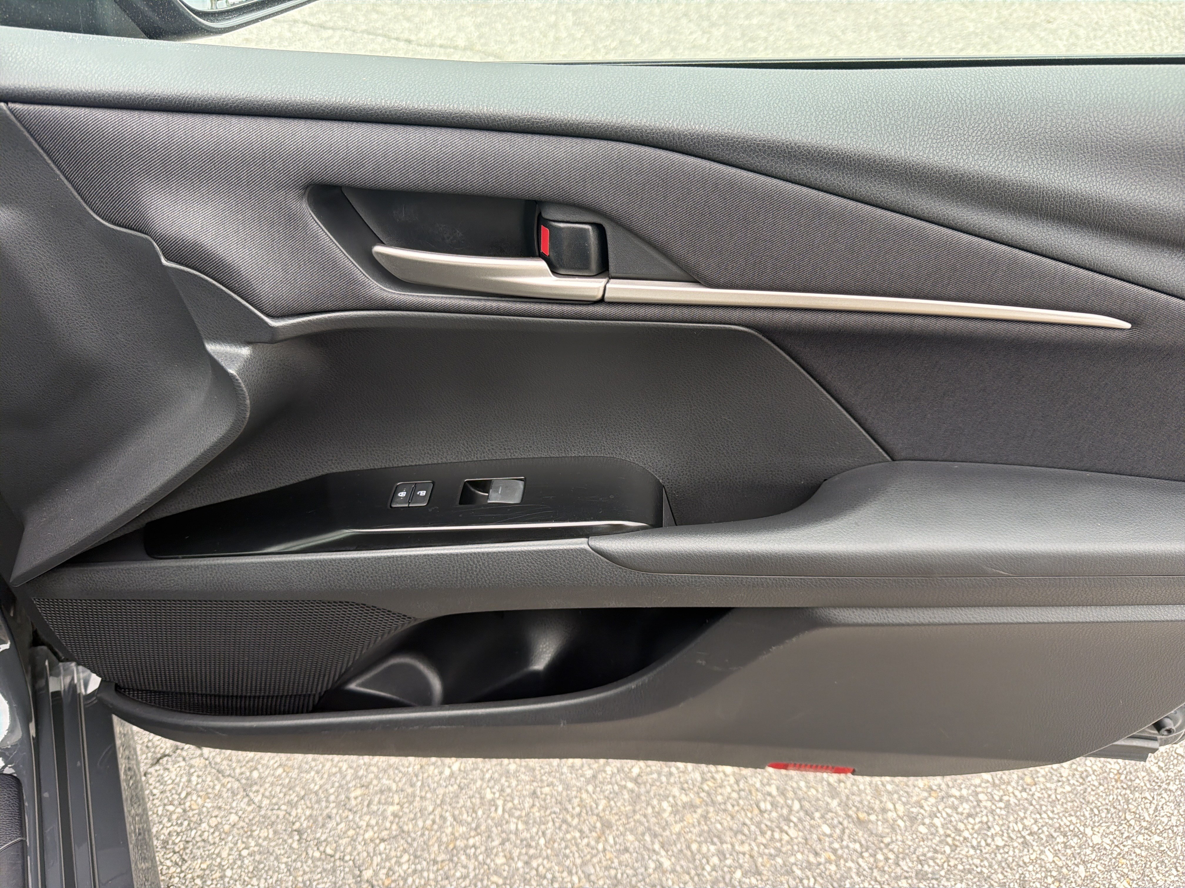 Certified 2025 Toyota Camry LE FWD image 24