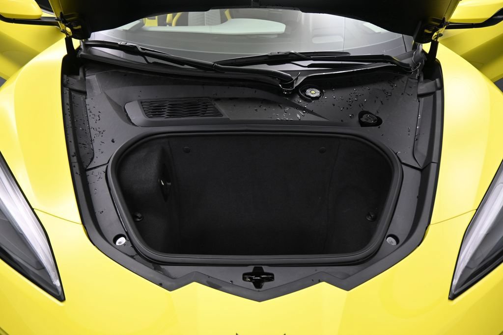 Used 2021 Chevrolet Corvette Stingray Premium Conv w/ Z51 Performance Package RWD image 29