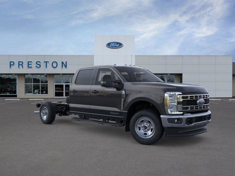 New 2025 Ford F350 XL w/ XL Chrome Package image 21