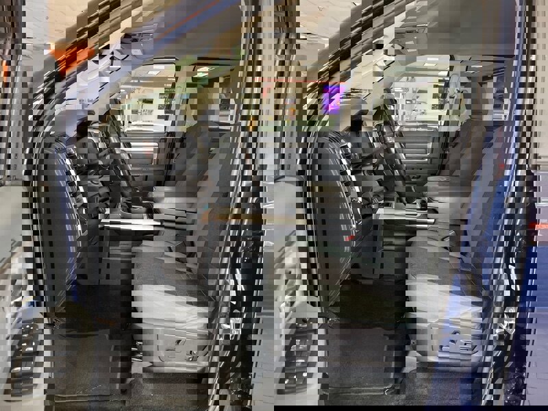 Used 2016 RAM 1500 Outdoorsman image 9