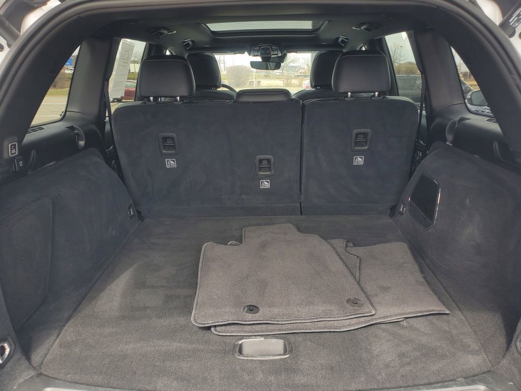 Used 2022 Jeep Grand Cherokee Overland image 9