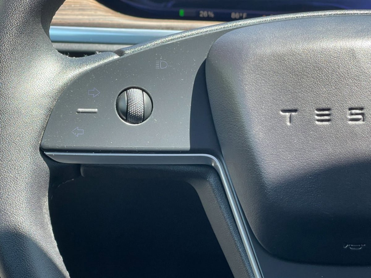 Used 2024 Tesla Model S AWD/4WD image 29