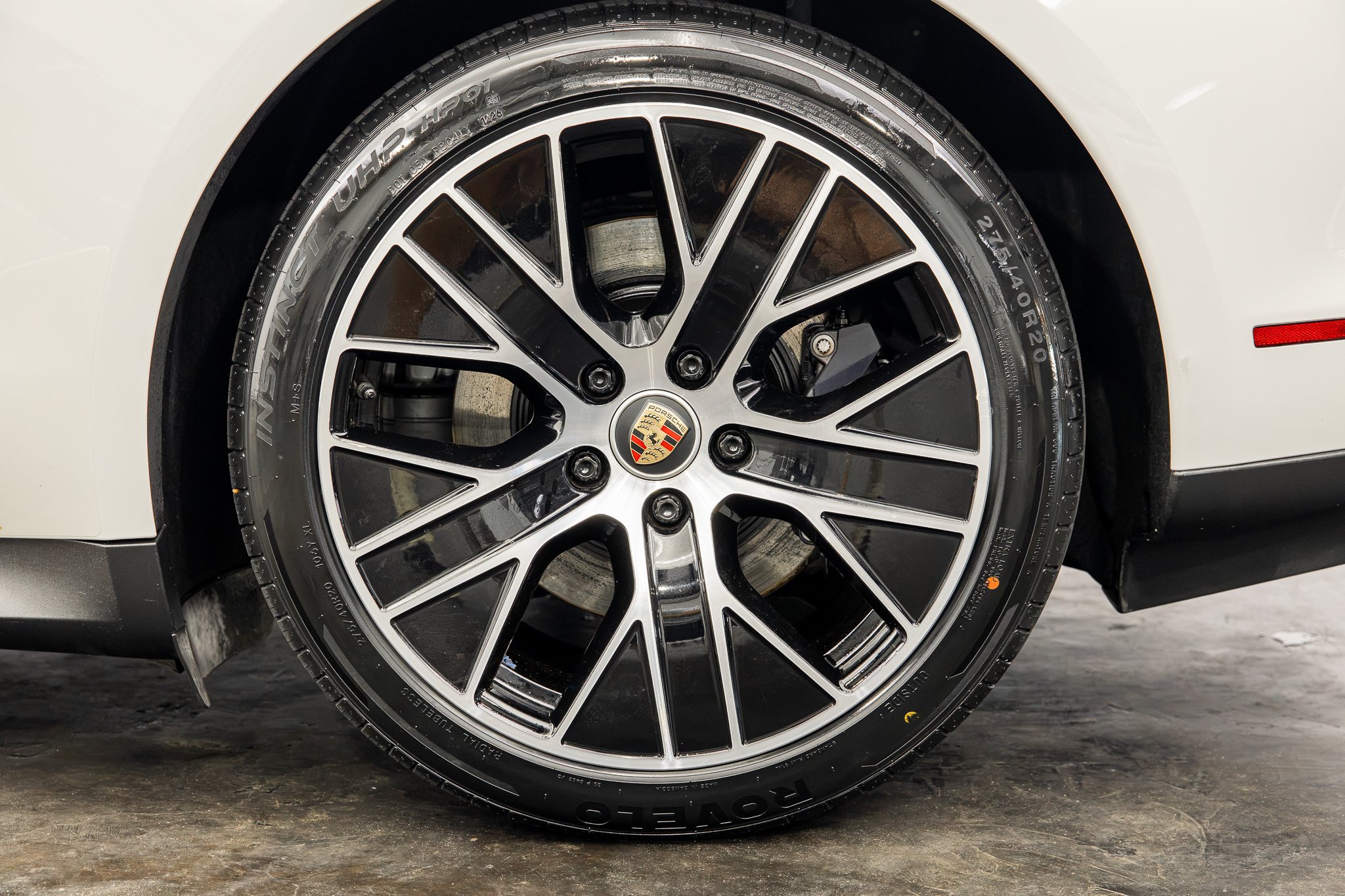 Used 2021 Porsche Taycan RWD image 14