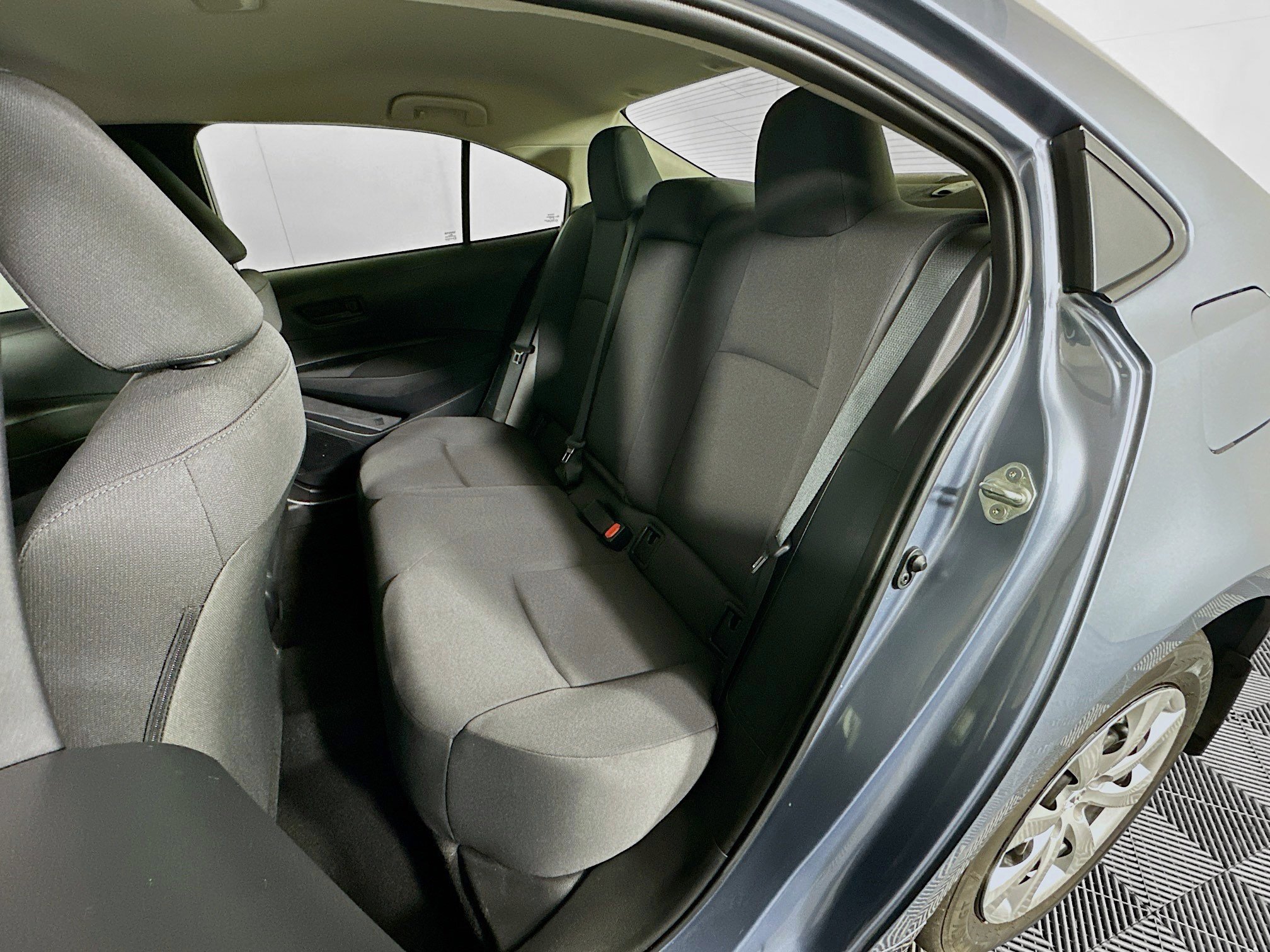Used 2024 Toyota Corolla LE image 25