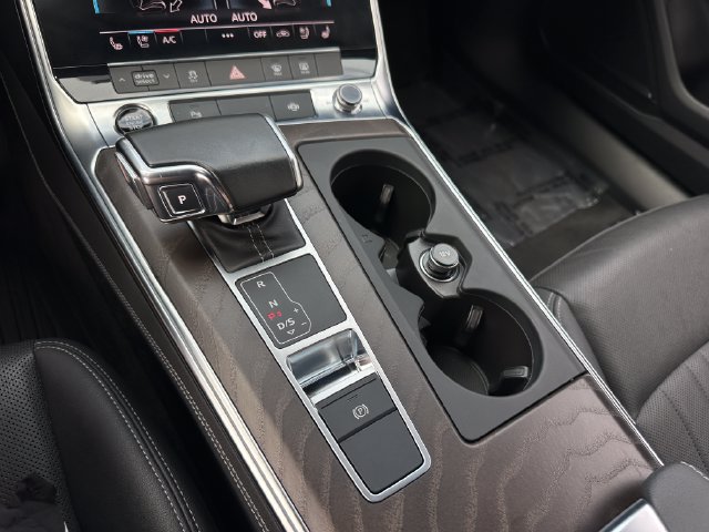 Used 2022 Audi A6 Premium Plus w/ Premium Plus Package AWD/4WD image 28