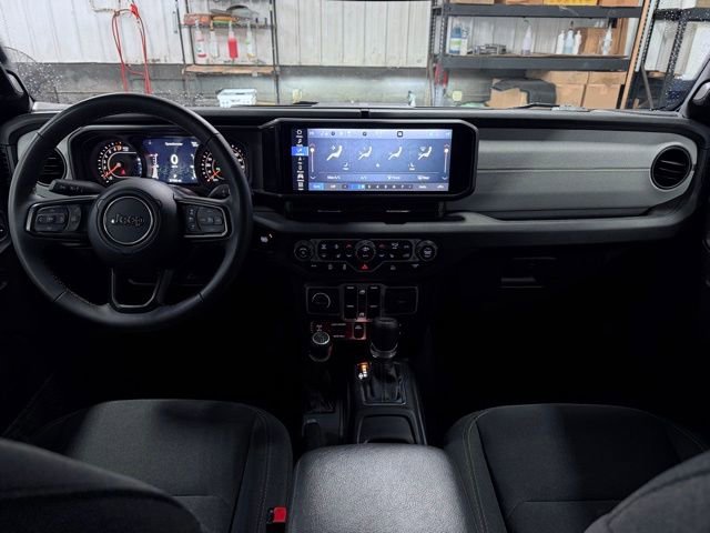 Used 2024 Jeep Gladiator Sport AWD/4WD image 20