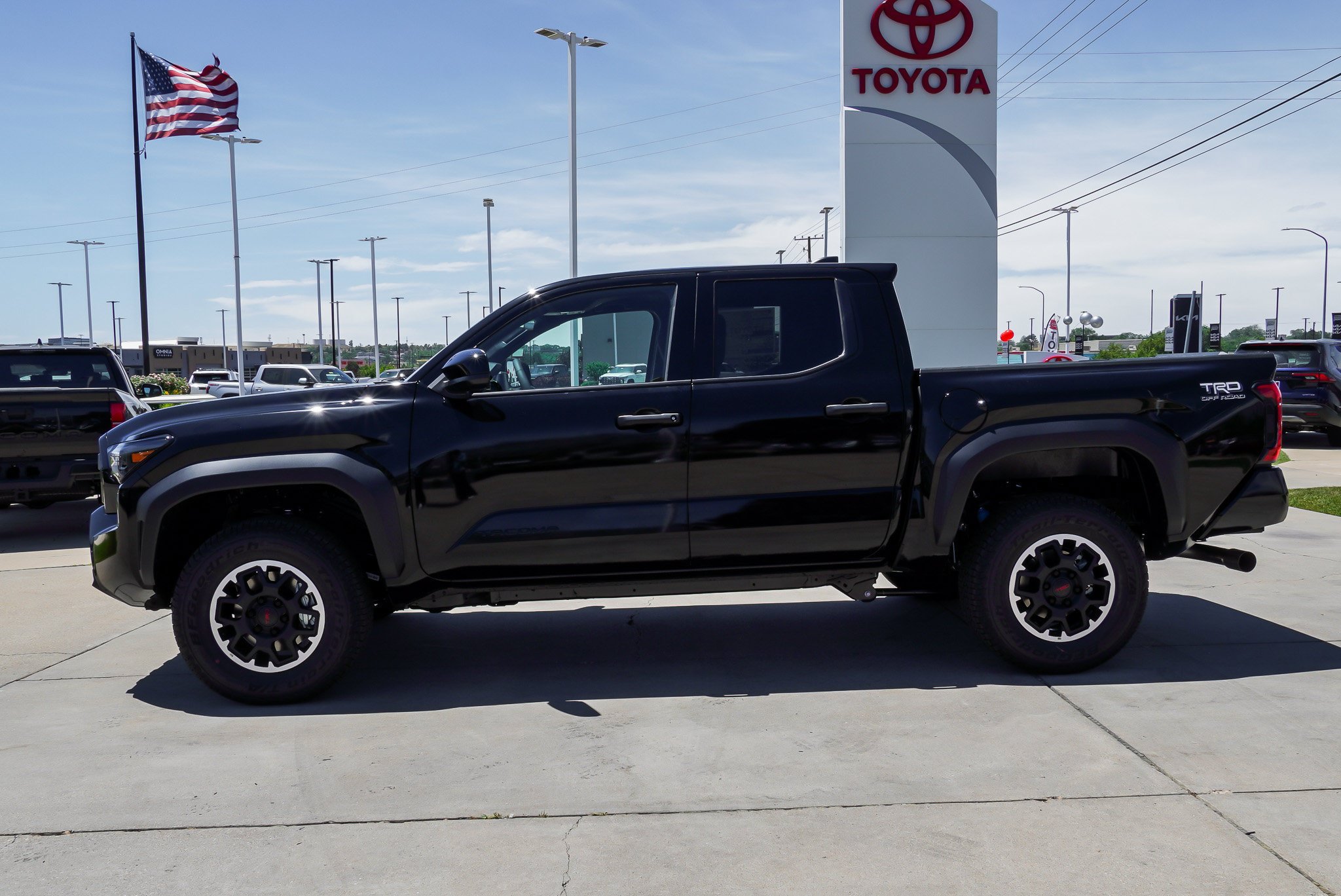 New 2026 Toyota Tacoma TRD Off-Road AWD/4WD image 5