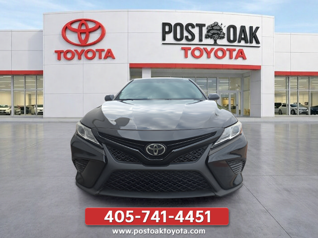 Used 2020 Toyota Camry SE FWD image 11