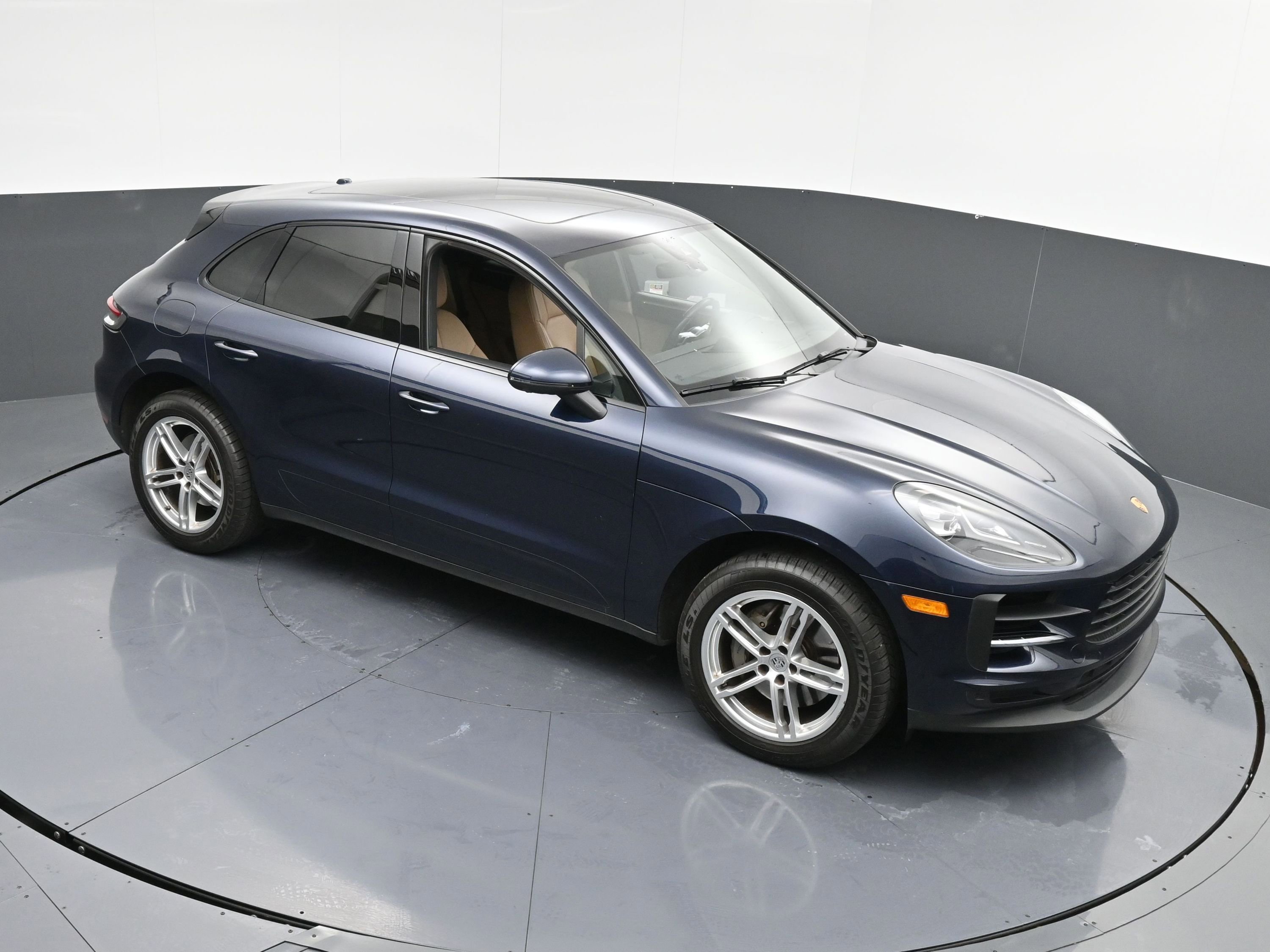 Used 2021 Porsche Macan S image 31