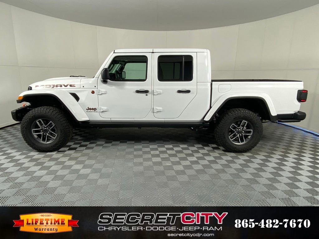 New 2026 Jeep Gladiator Mojave image 4