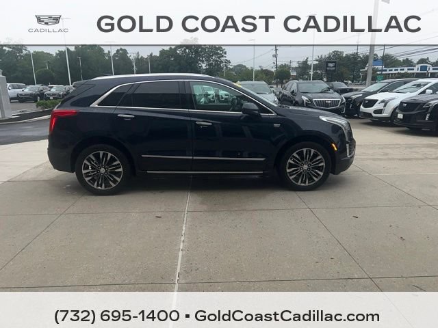 Used 2017 Cadillac XT5 Premium Luxury FWD image 4