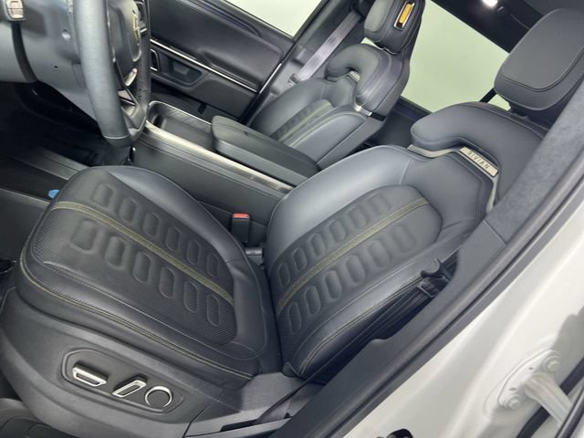 Used 2024 Rivian R1S Adventure Quad AWD/4WD image 18