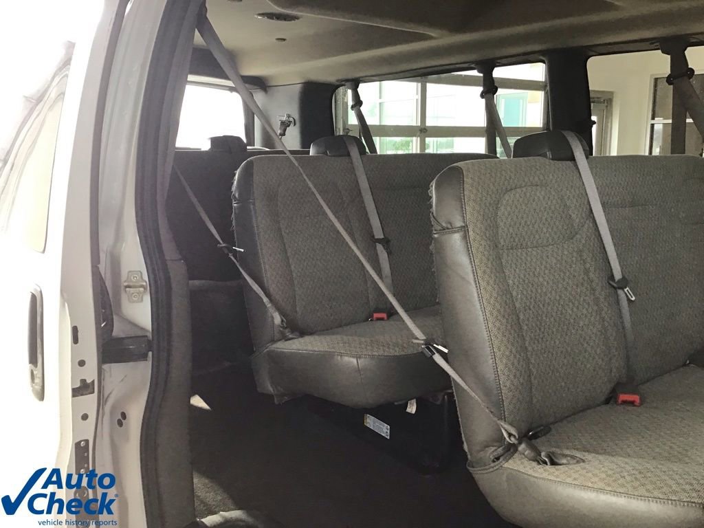 Used 2023 Chevrolet Express 3500 LT w/ LT Preferred Equipment Group image 18