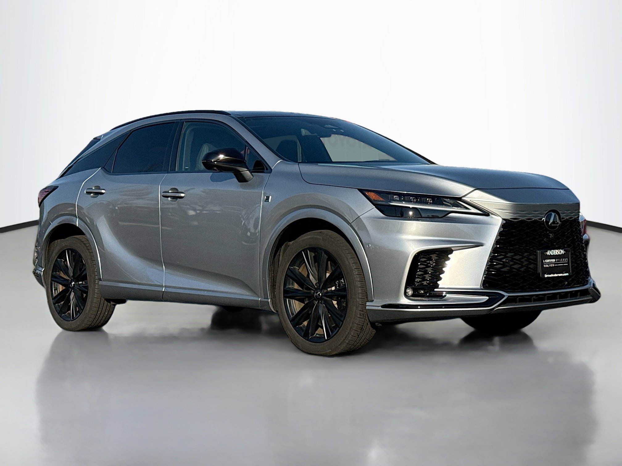 Used 2023 Lexus RX 500h F Sport video 1