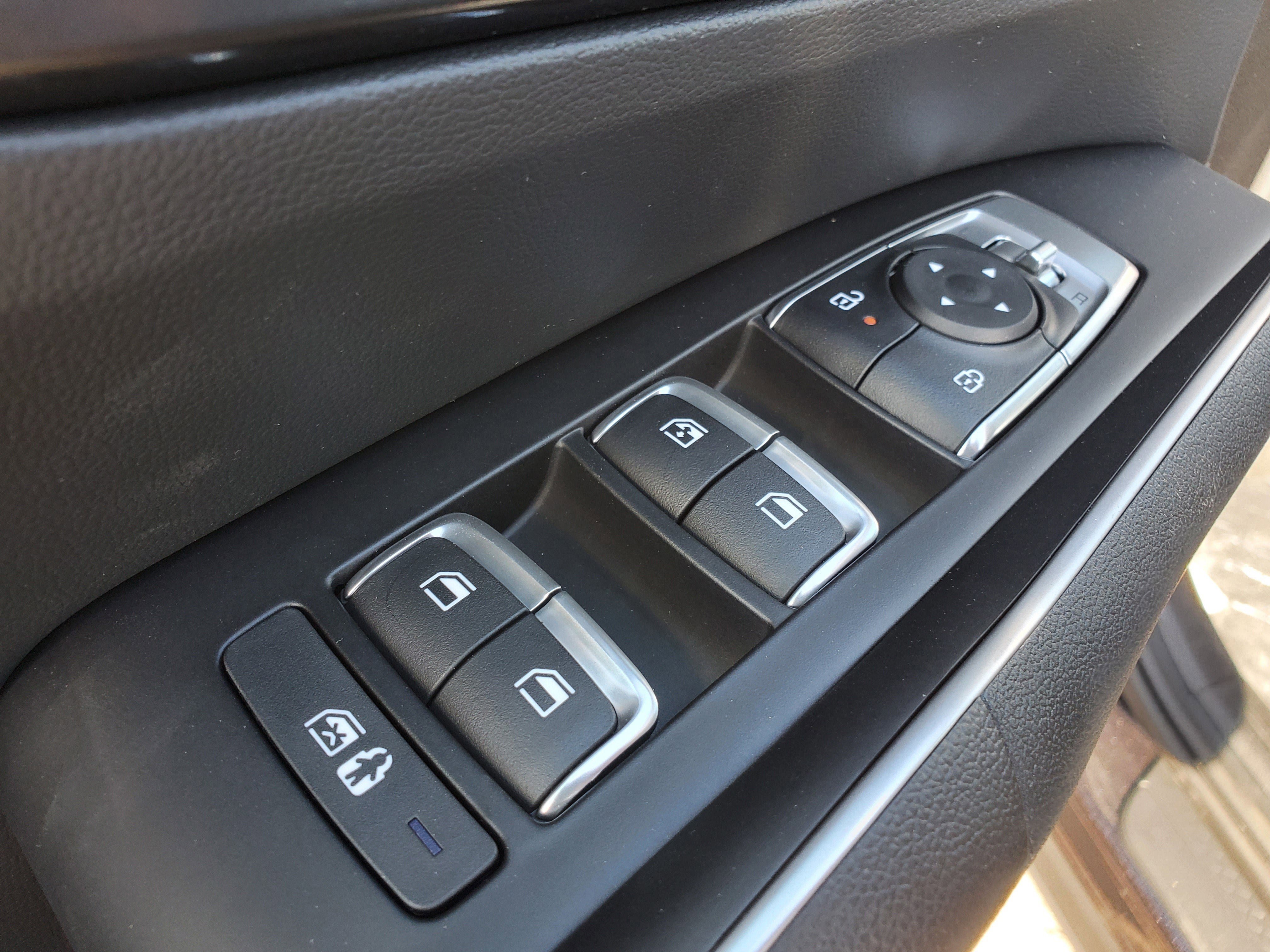 New 2025 Kia Sorento SX image 16