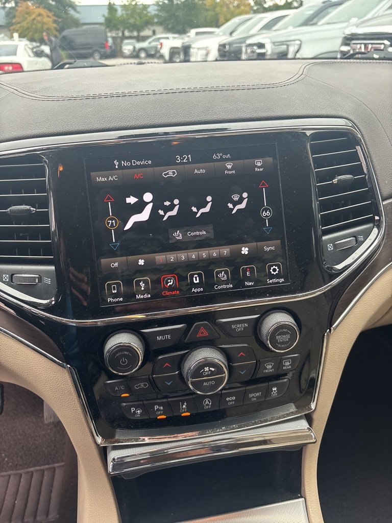 Used 2020 Jeep Grand Cherokee Summit image 24