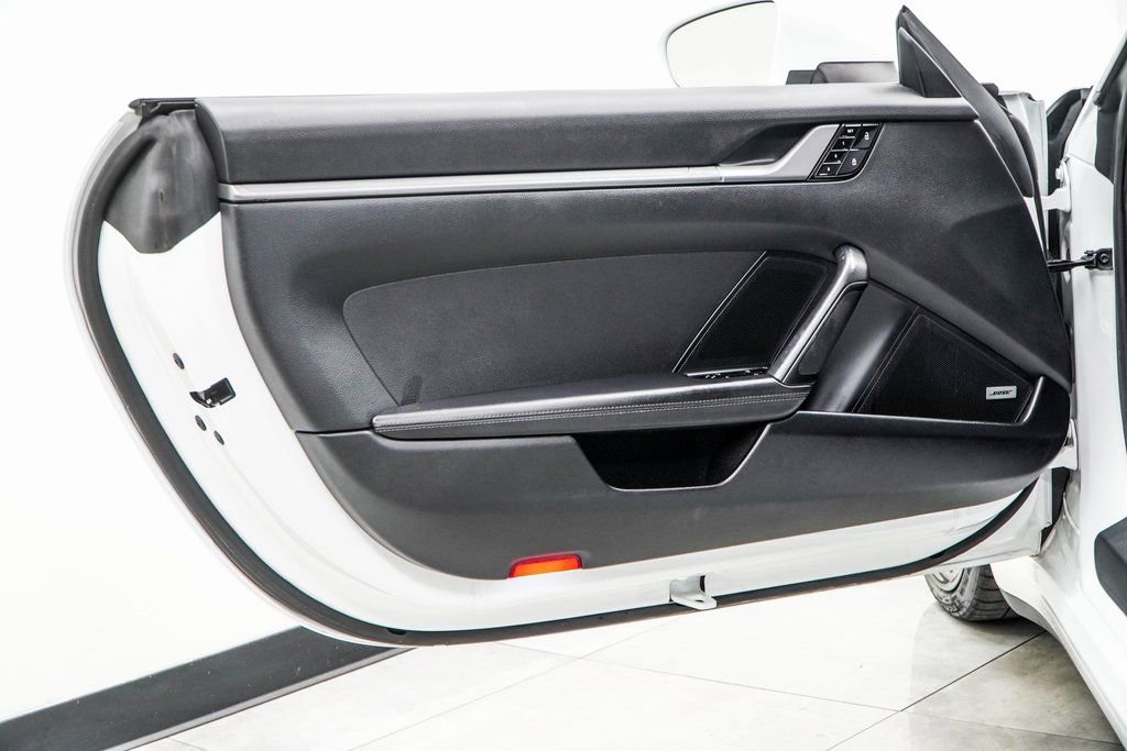 Used 2020 Porsche 911 Carrera S image 38