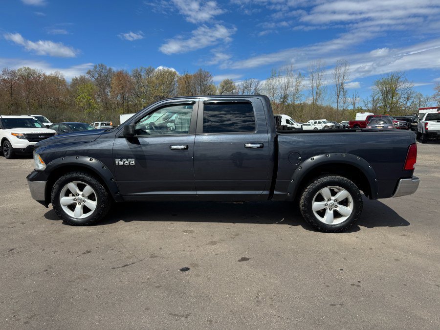 Used 2017 RAM 1500 Classic SLT AWD/4WD image 2