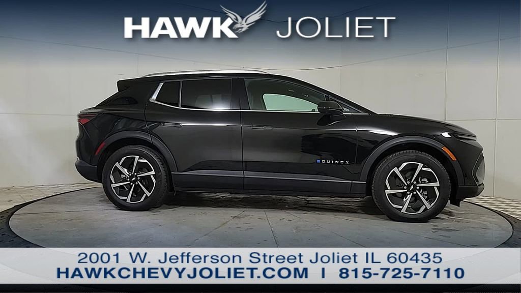 Used 2026 Chevrolet Equinox EV LT image 8