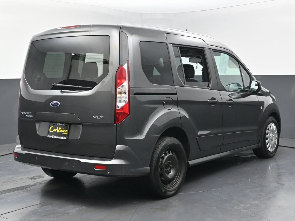 Used 2017 Ford Transit Connect XLT image 5