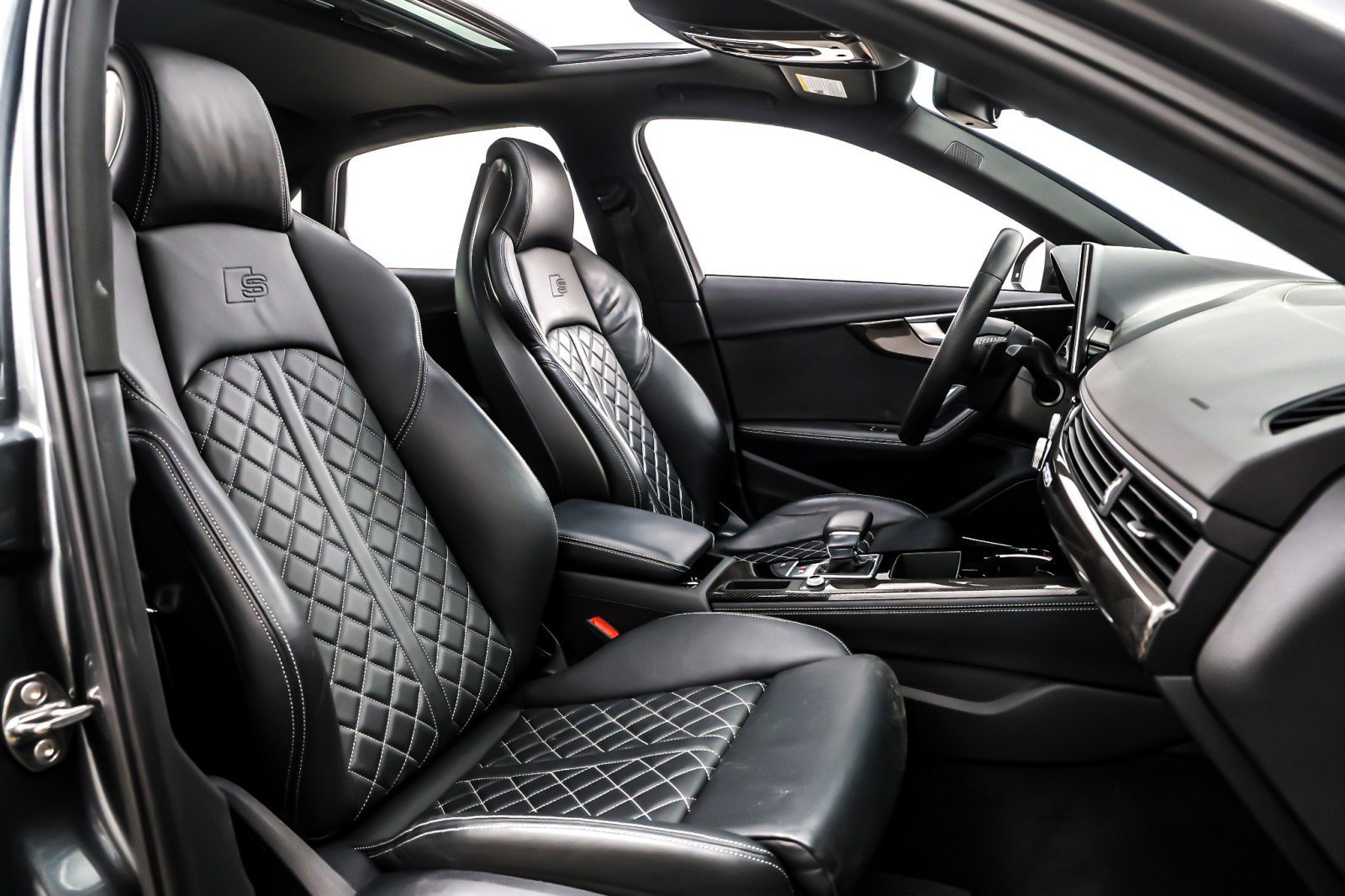 Used 2023 Audi S4 Premium Plus w/ Premium Plus Package image 8