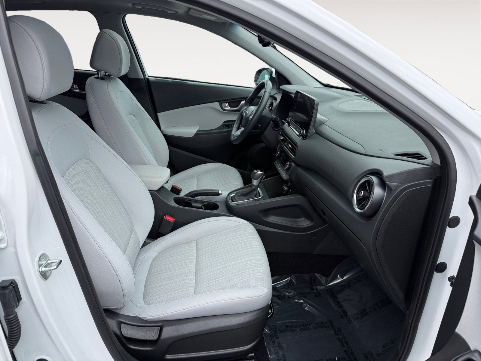 Certified 2023 Hyundai Kona SEL w/ Convenience Package image 19