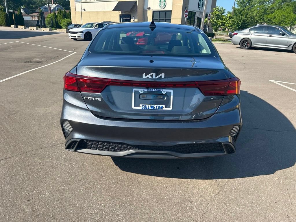 Used 2024 Kia Forte LXS FWD image 6
