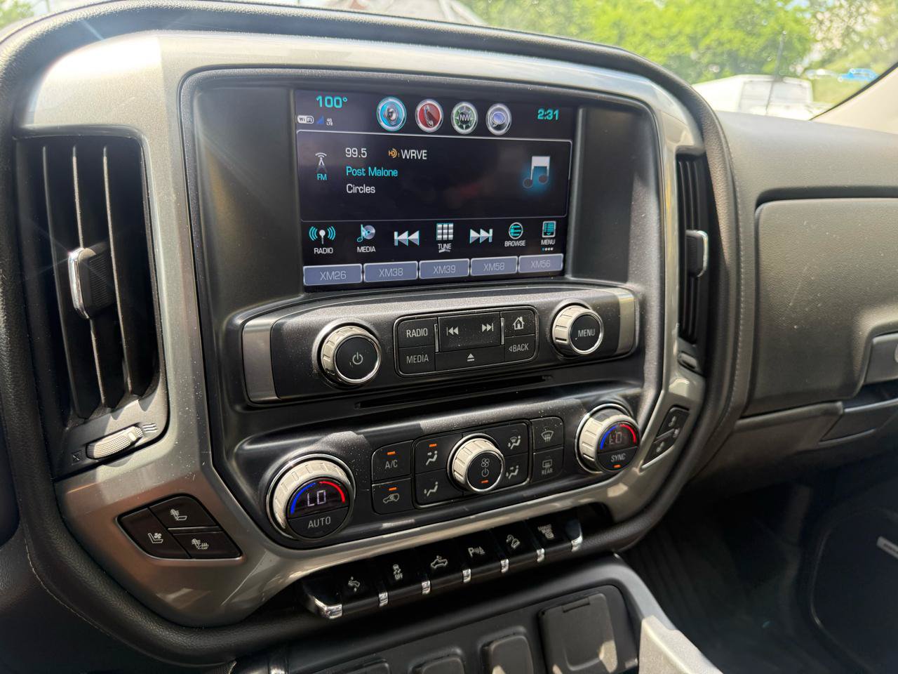 Used 2019 Chevrolet Silverado 2500 LTZ w/ Duramax Plus Package AWD/4WD image 33