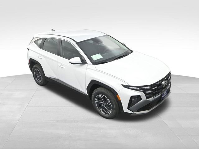New 2026 Hyundai Tucson Blue SE image 25