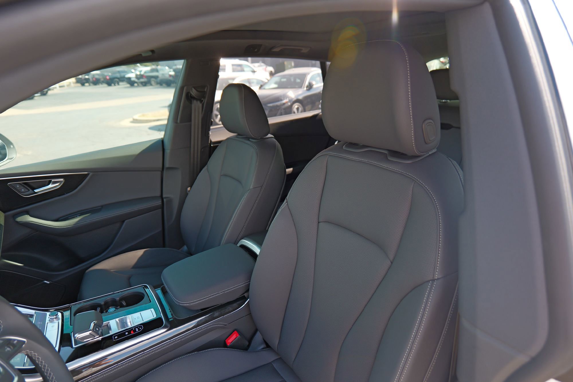 New 2025 Audi Q8 Premium Plus image 14