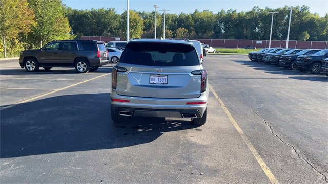 Used 2025 Cadillac XT6 Sport w/ LPO, Floor Liner Package image 7