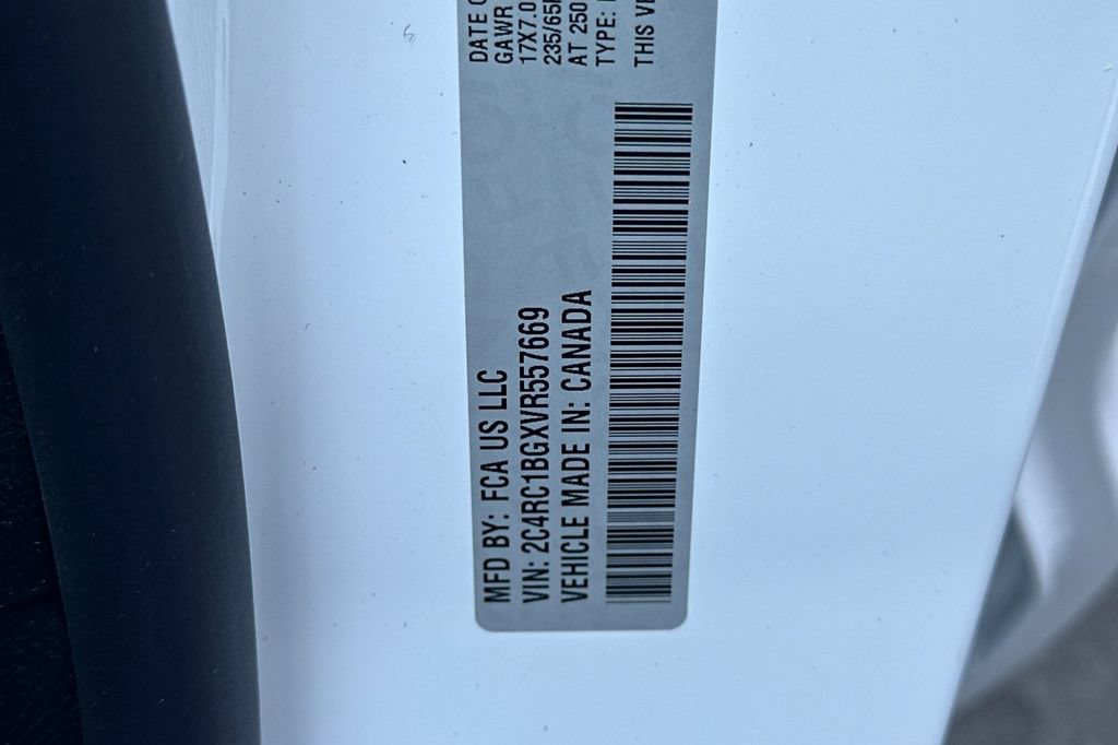 New 2027 Chrysler Pacifica Select FWD image 29