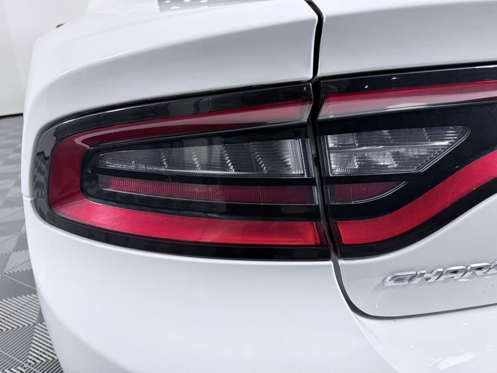 Used 2022 Dodge Charger SXT image 27