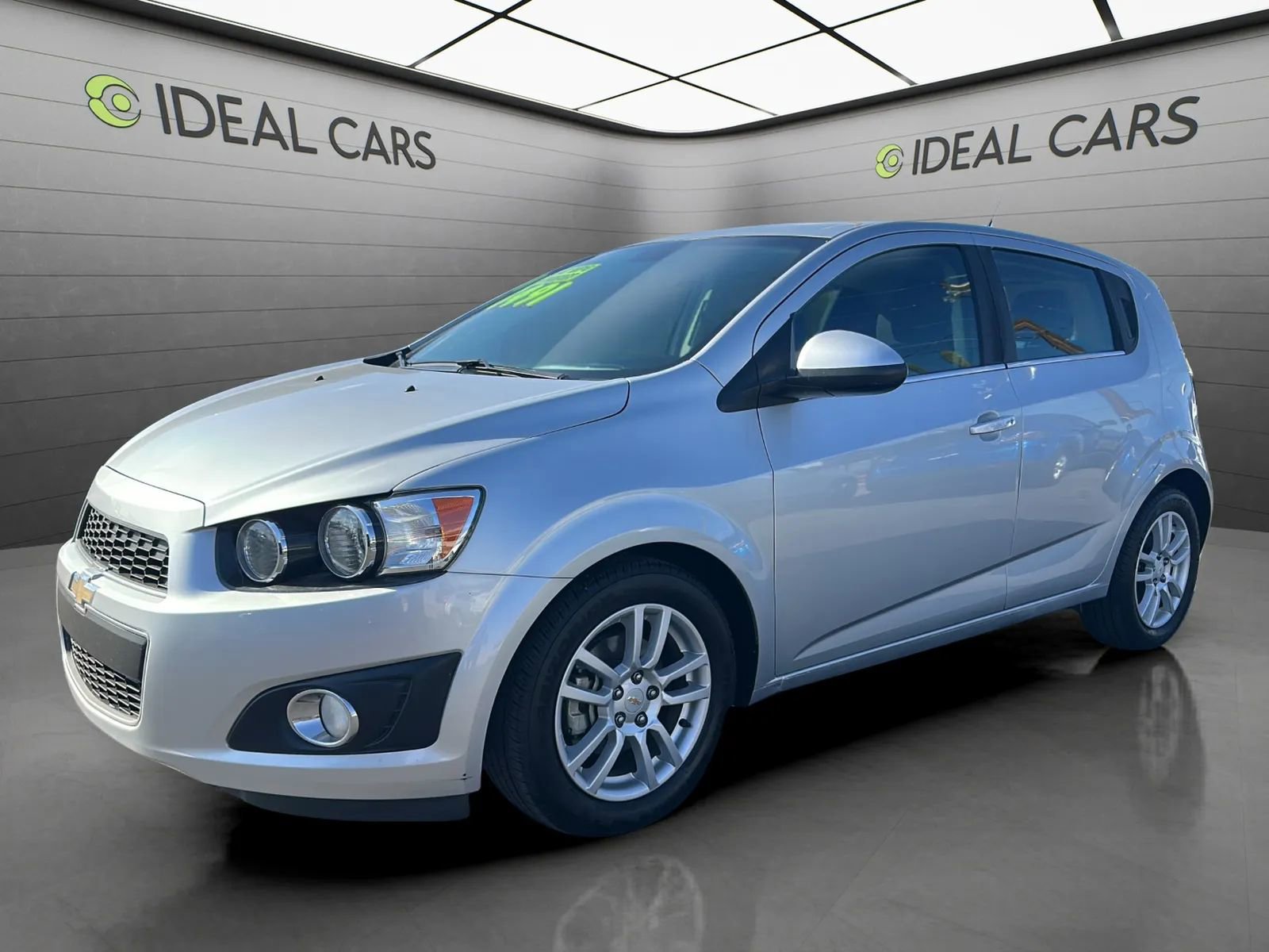 Used 2012 Chevrolet Sonic LT FWD image 1