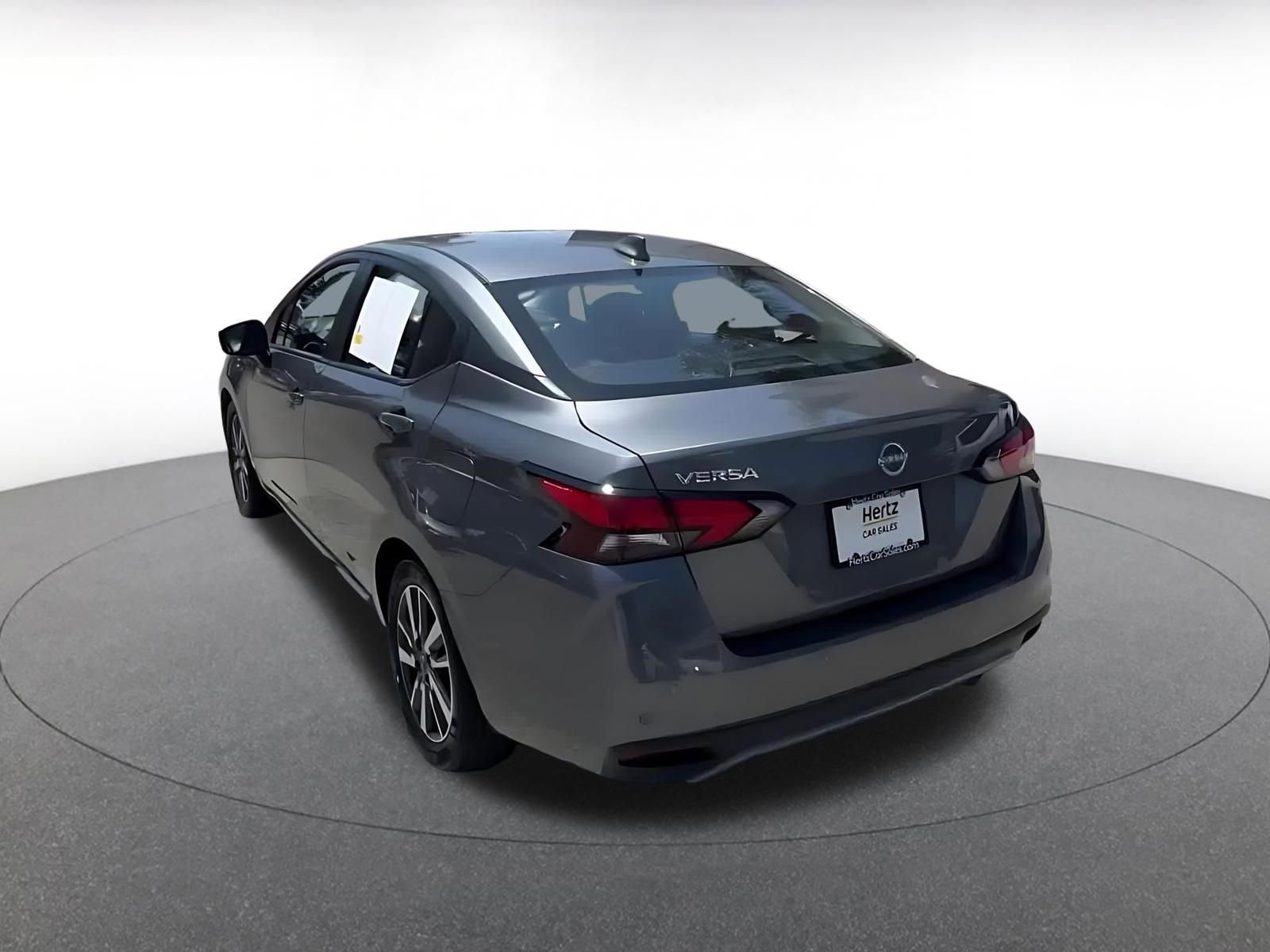 Used 2025 Nissan Versa SV FWD image 11