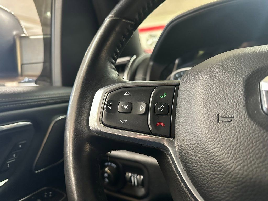 Used 2022 RAM 1500 Laramie AWD/4WD image 18