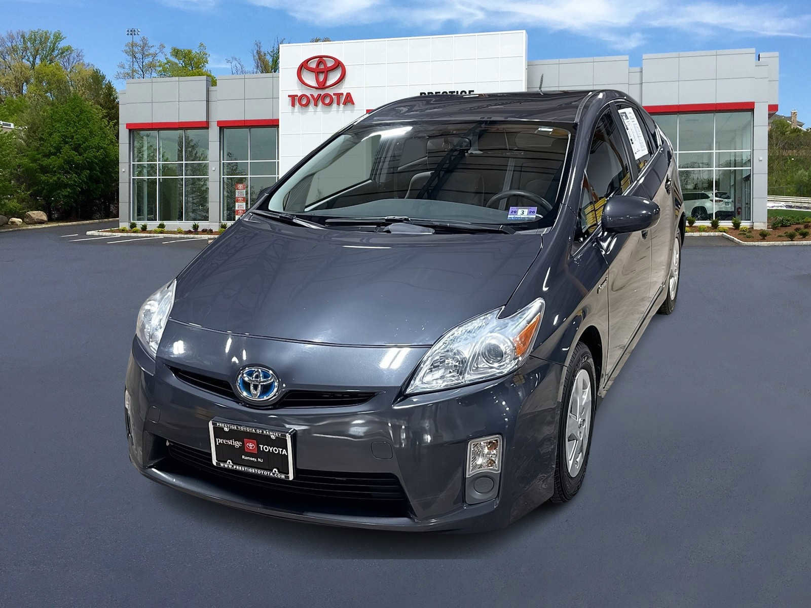Used 2011 Toyota Prius Two image 1