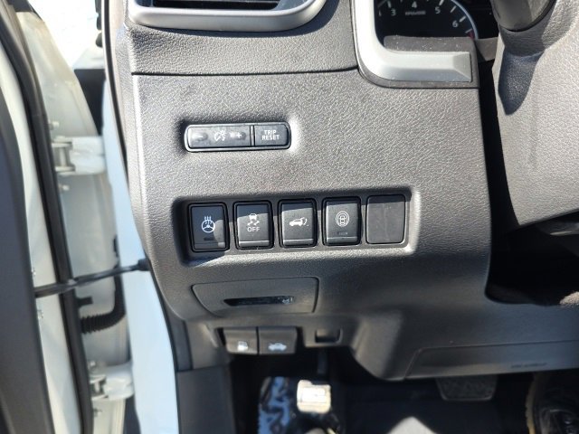 Used 2023 Nissan Murano SL w/ SL Moonroof Package image 16