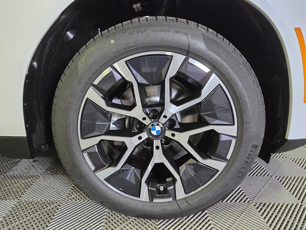 New 2026 BMW X3 xDrive30 w/ Convenience Package image 2