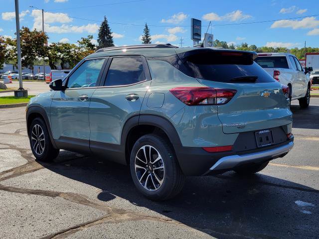 New 2026 Chevrolet TrailBlazer LT w/ LT Cold Weather Package FWD image 3