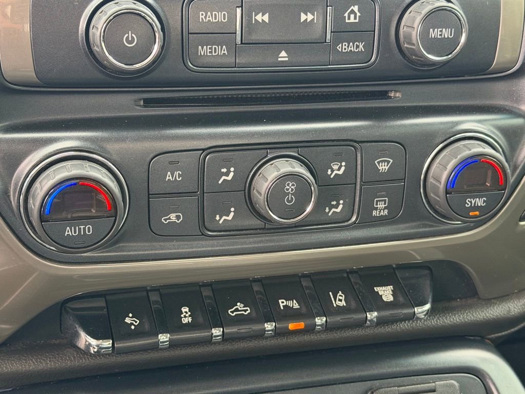 Used 2018 Chevrolet Silverado 2500 High Country w/ Duramax Plus Package image 20