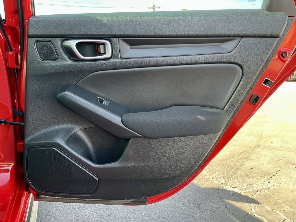 Used 2023 Honda Civic Sport image 27