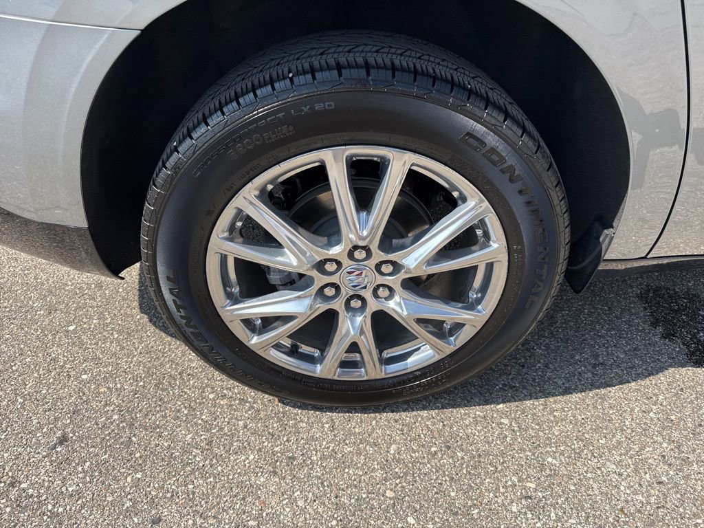 Used 2024 Buick Enclave Essence w/ Experience Buick Package image 12